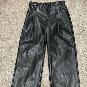 Zenana Outfitters Black Faux Leather pants large